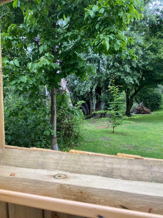 Cosy Dog Friendly Lodge With An Outdoor Bath On The Isle Of Wight Whitwell  Экстерьер фото